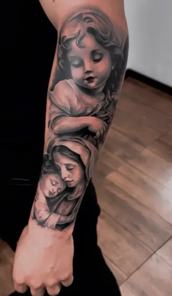 tatuaje-blanco-negro-quito